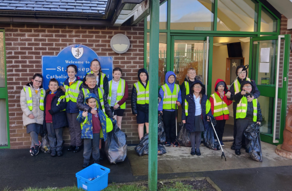 After school club walking and litter pick
